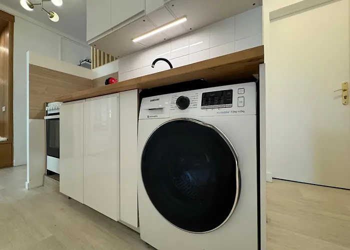 De Gaulle - Parade 24h - Parking - 6 Pers 아파트 르망