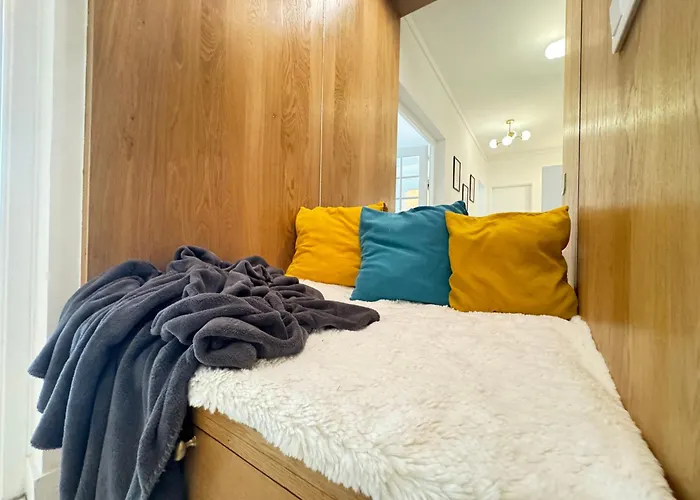 아파트 De Gaulle - Parade 24h - Parking - 6 Pers